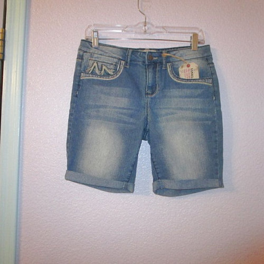 Vtg 90s Y2K Denim Bermuda Shorts Womens 30 Stretch Cuffed Western Grunge NWT